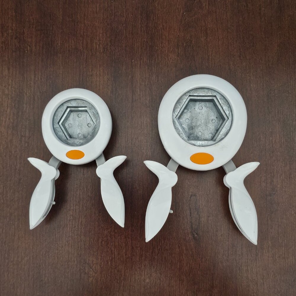 Fiskars Punch Lot – 1.5" & 2" Hexagon + 2" Circle Punch - Picture 2 of 3